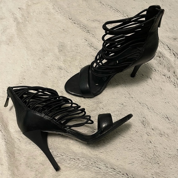Sexy BCBGMAXAZRIA strappy heels - Picture 11 of 12